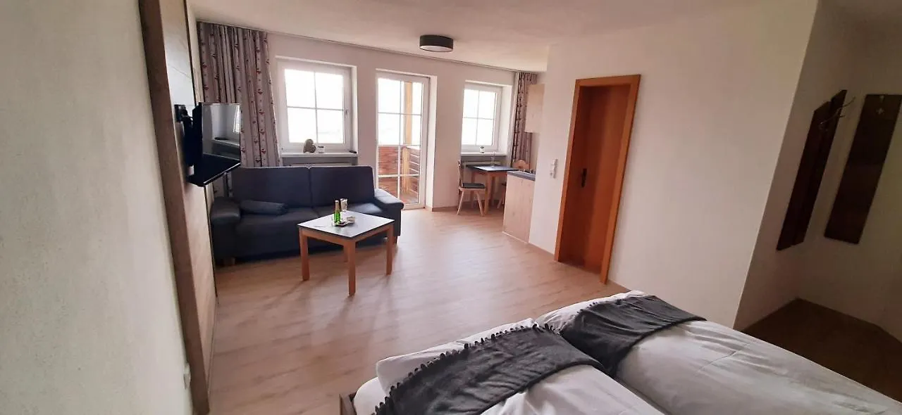 Gasthof Zum Wirt Ferienwohnung Hohenbogenblick Neukirchen beim Heiligen Blut 0*,