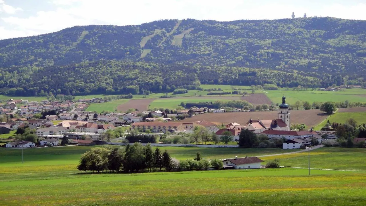 Gasthof Zum Wirt Ferienwohnung Hohenbogenblick Neukirchen beim Heiligen Blut