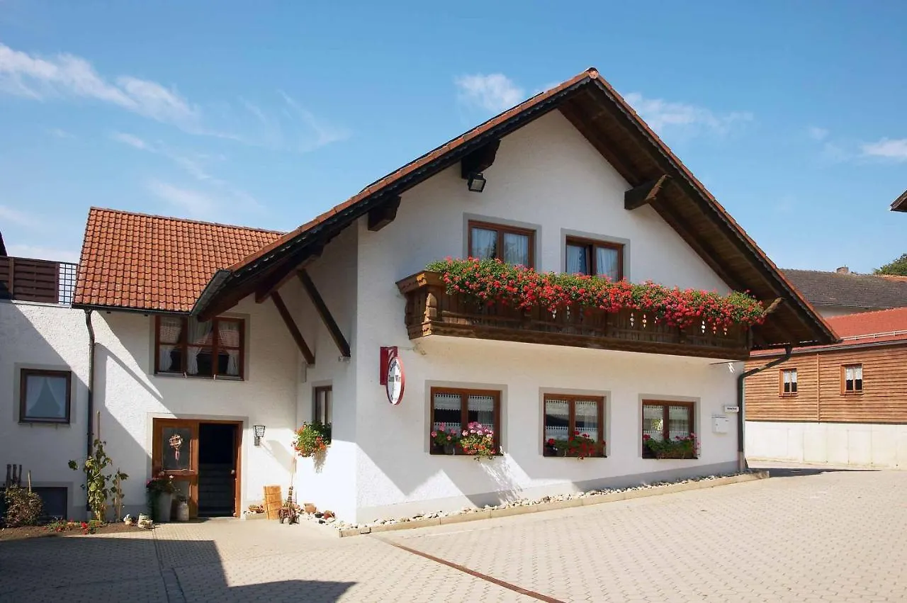 Gasthof Zum Wirt Ferienwohnung Hohenbogenblick Neukirchen beim Heiligen Blut Apartment