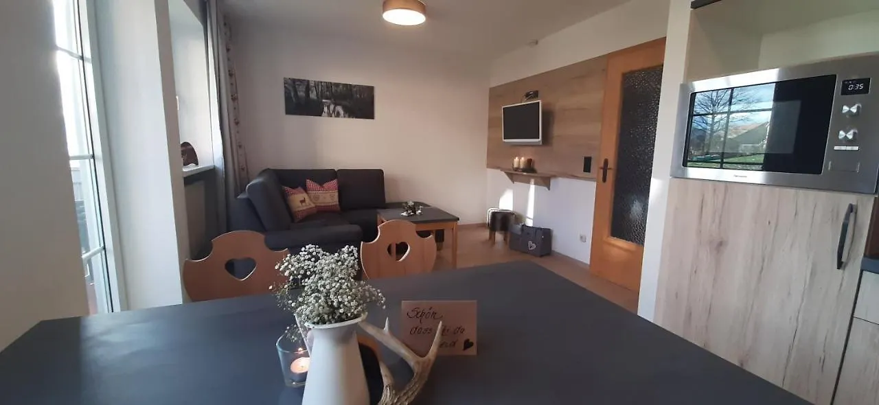 Apartment Gasthof Zum Wirt Ferienwohnung Hohenbogenblick Neukirchen beim Heiligen Blut