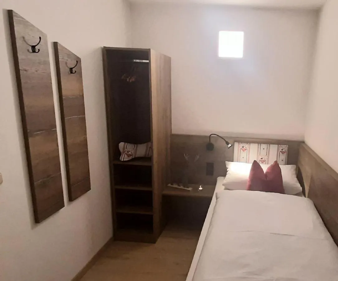 Gasthof Zum Wirt Ferienwohnung Hohenbogenblick Neukirchen beim Heiligen Blut Apartment