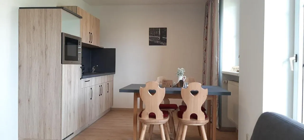 Apartment Gasthof Zum Wirt Ferienwohnung Hohenbogenblick Neukirchen beim Heiligen Blut