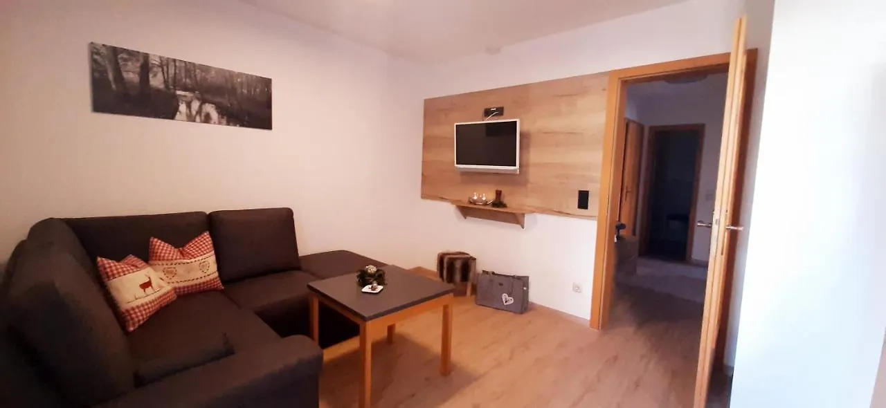 Gasthof Zum Wirt Ferienwohnung Hohenbogenblick Neukirchen beim Heiligen Blut Apartment
